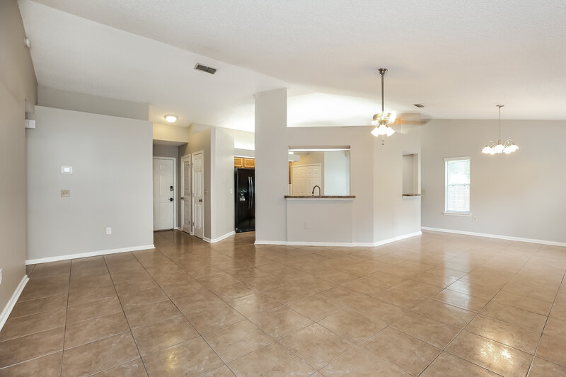 1,810/Mo, 3379 Deerfield Pointe Dr Orange Park, FL 32073 Living Room View