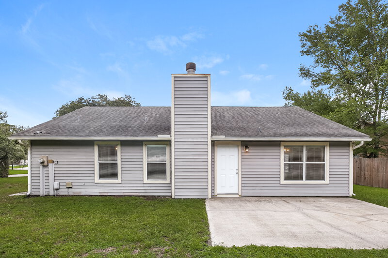1,810/Mo, 3379 Deerfield Pointe Dr Orange Park, FL 32073 Rear View