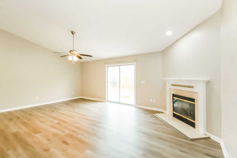 2,235/Mo, 3794 Blackthorn Ct Orange Park, FL 32073 Living Room View 3