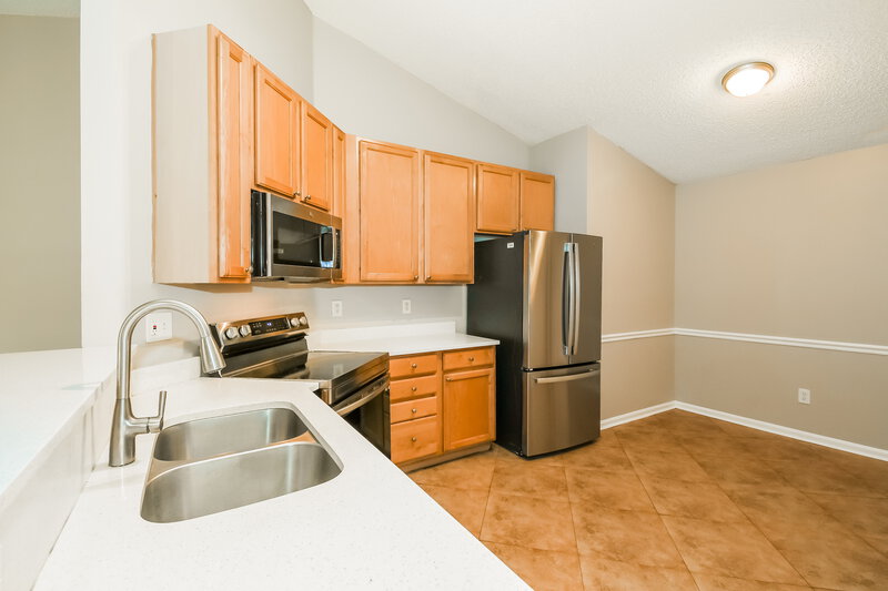 2,235/Mo, 3794 Blackthorn Ct Orange Park, FL 32073 Kitchen View 2