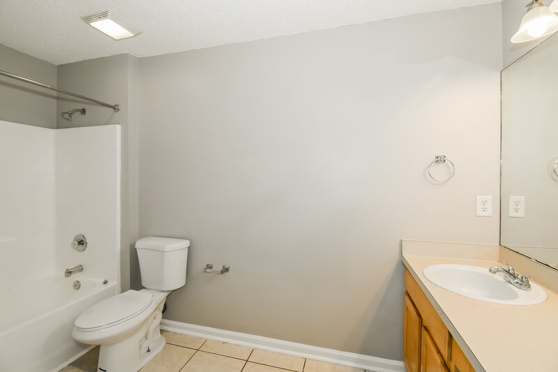2,235/Mo, 3794 Blackthorn Ct Orange Park, FL 32073 Main Bathroom View