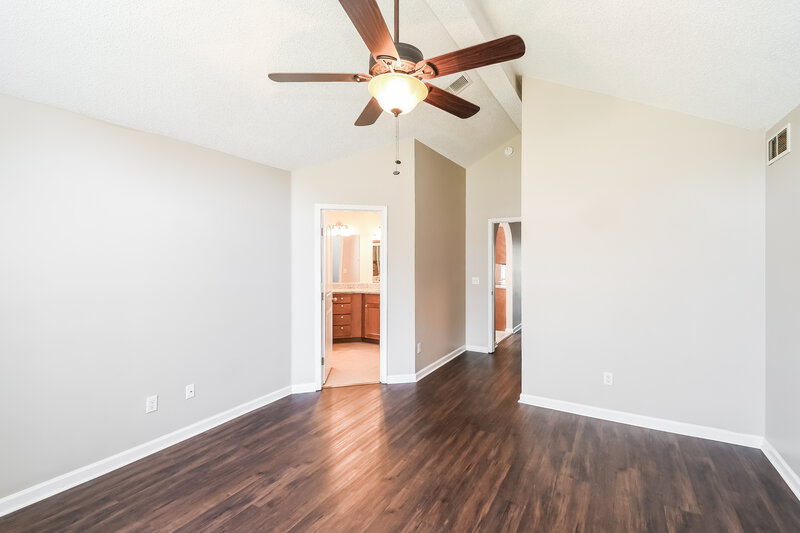 1,955/Mo, 8217 Glasgow Ct Jacksonville, FL 32244 Main Bedroom View 2