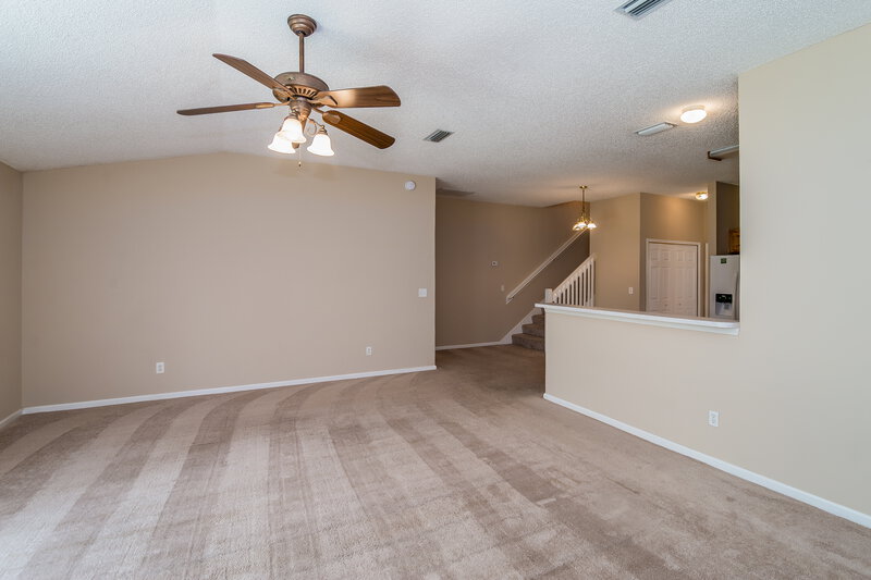 1,950/Mo, 3209 Sexton Dr Green Cove Springs, FL 32043 Living Room View