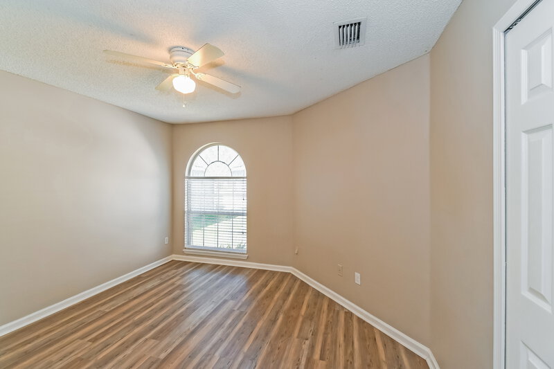 2,055/Mo, 11182 Mikris Dr S Jacksonville, FL 32225 Bedroom View