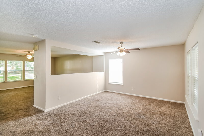 2,430/Mo, 1179 Morning Light Rd Jacksonville, FL 32218 Dining Room View 2