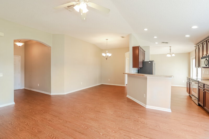 1,670/Mo, 1716 Hollow Glen Dr Middleburg, FL 32068 Dining Room View