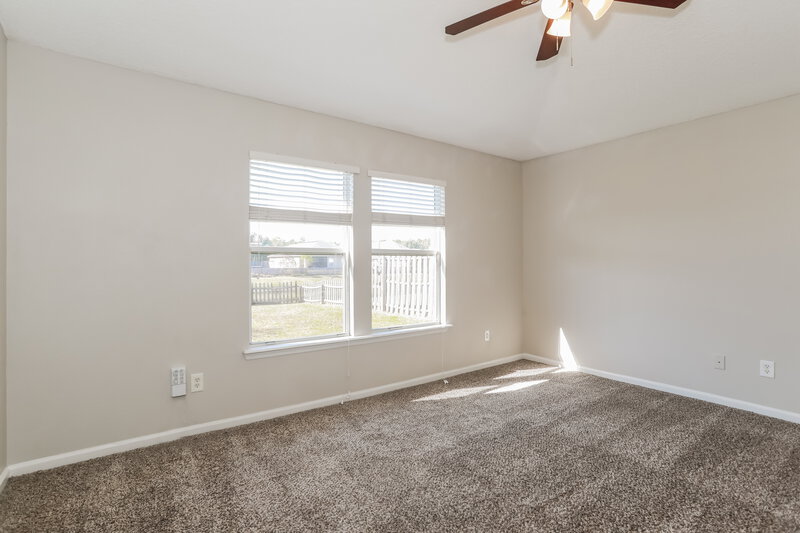 1,670/Mo, 1716 Hollow Glen Dr Middleburg, FL 32068 Main Bedroom View