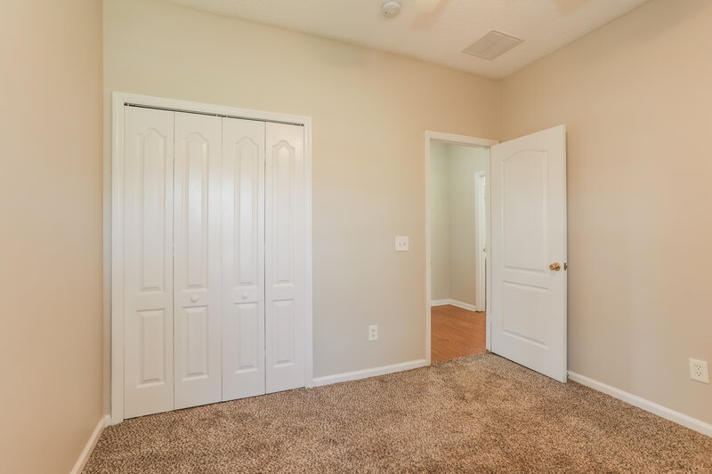 1,670/Mo, 1716 Hollow Glen Dr Middleburg, FL 32068 Bedroom View 2