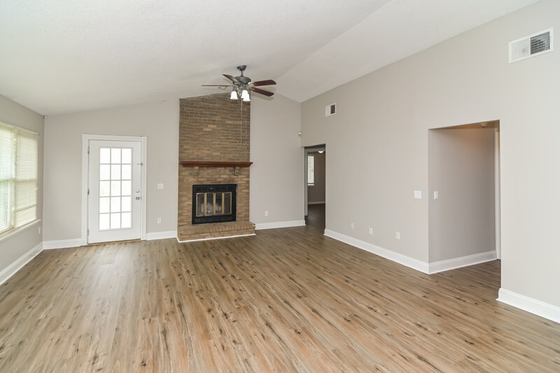 2,390/Mo, 8010 Swamp Flower Dr Jacksonville, FL 32244 Living Room View 5