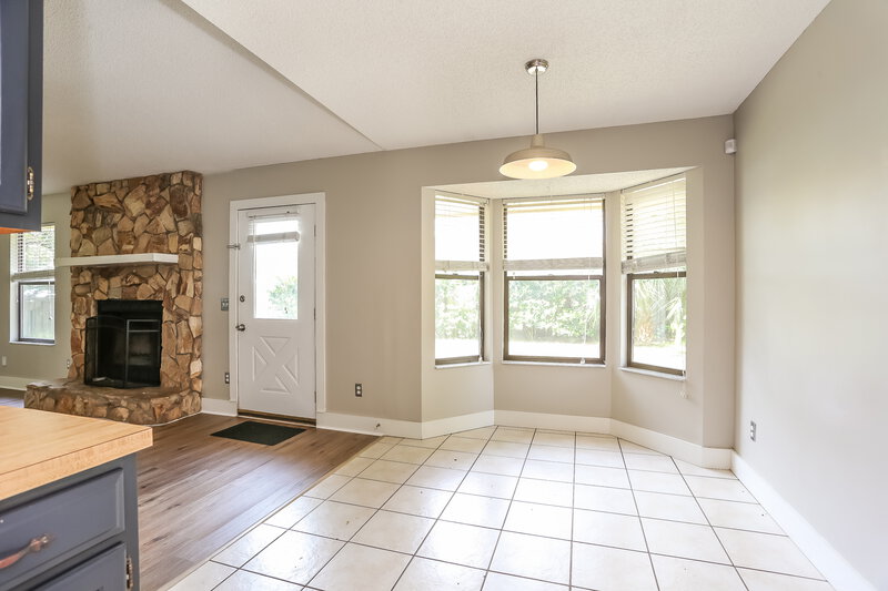 1,715/Mo, 555 Edward Rutledge St Orange Park, FL 32073 Breakfast Nook View 2