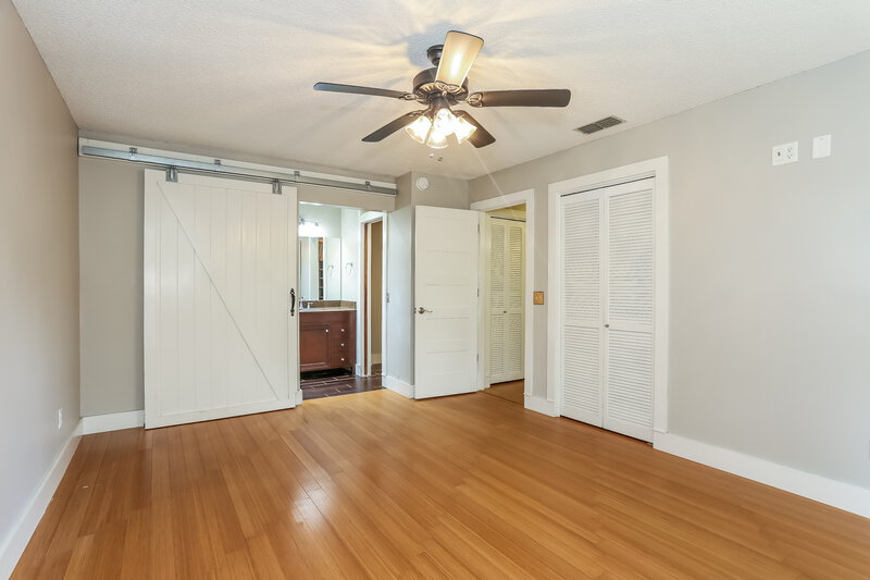 1,715/Mo, 555 Edward Rutledge St Orange Park, FL 32073 Main Bedroom View