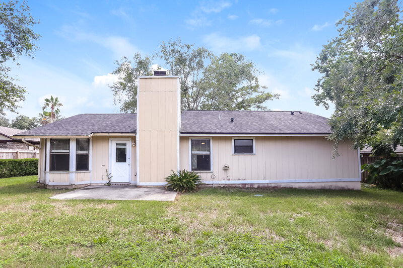 1,715/Mo, 555 Edward Rutledge St Orange Park, FL 32073 Rear View