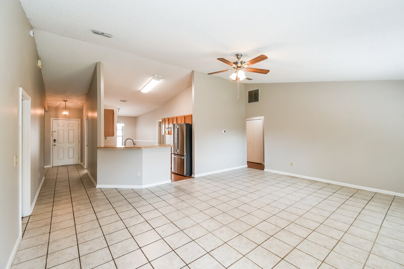 1,585/Mo, 9668 Chutney Ct Jacksonville, FL 32221 Living Room View 2