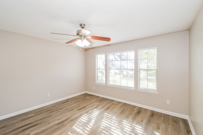 1,540/Mo, 1841 Quebec Ct Middleburg, FL 32068 Main Bedroom View 2