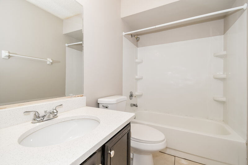 1,540/Mo, 1841 Quebec Ct Middleburg, FL 32068 Bathroom View