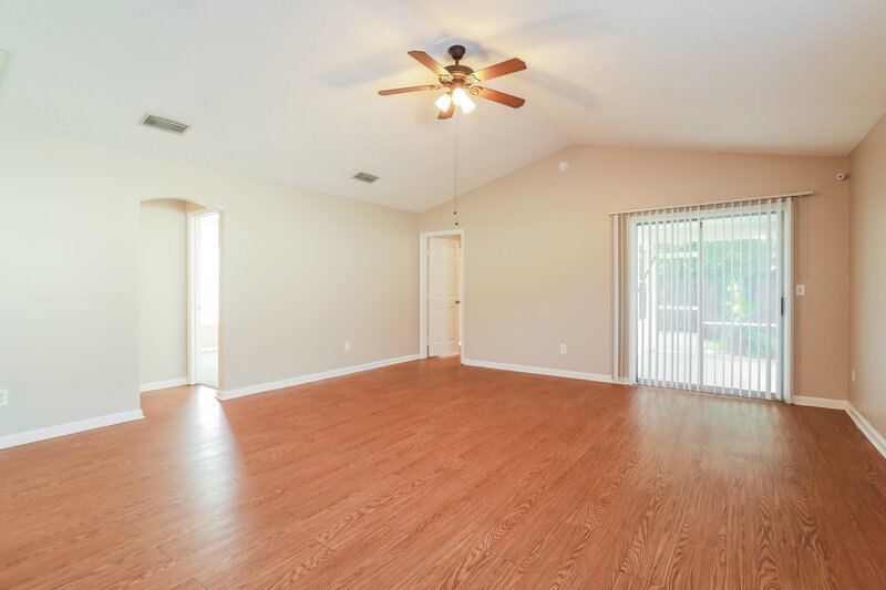 1,750/Mo, 3111 Wavering Ln Middleburg, FL 32068 Living Room View