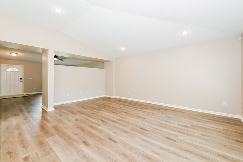 1,845/Mo, 1158 Summer Bluff Rd Jacksonville, FL 32218 Living Room View