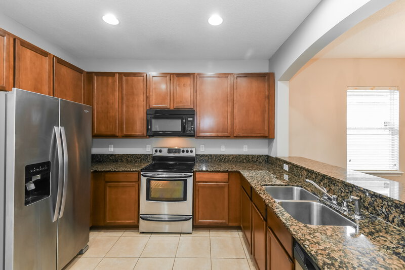 1,850/Mo, 11997 Alexandra Dr Jacksonville, FL 32218 Kitchen View 2