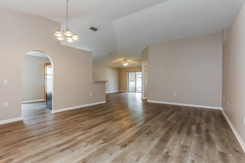3,130/Mo, 98 Reeding Ridge Dr E Jacksonville, FL 32225 Living Room View 2