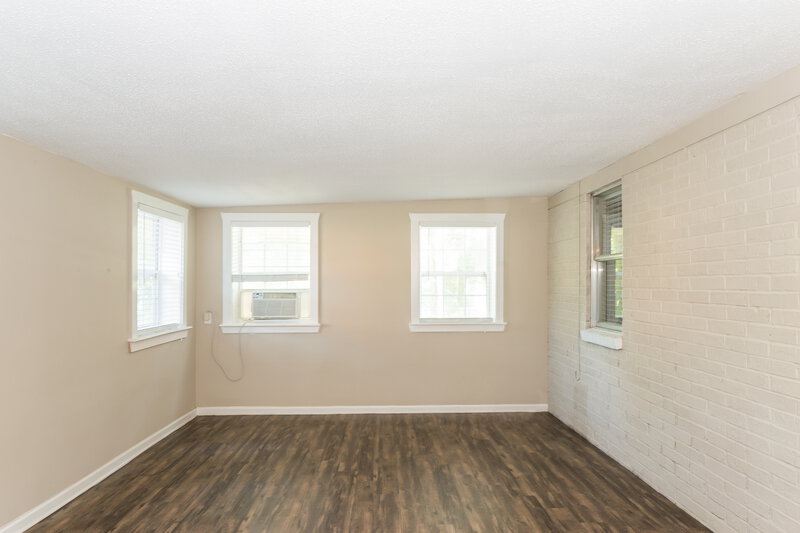 2,610/Mo, 1231 Turtle Creek Dr N Jacksonville, FL 32218 Family Room View 2
