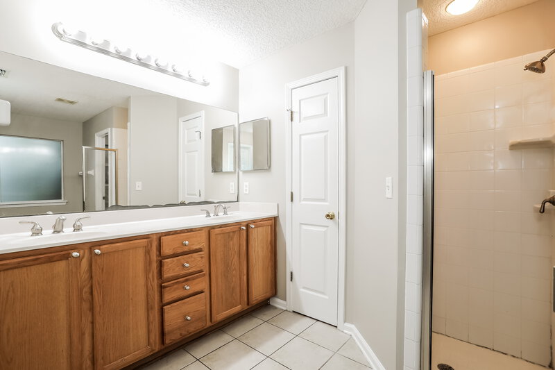 2,150/Mo, 1166 Calla Glen Ln Green Cove Springs, FL 32043 Bathroom View