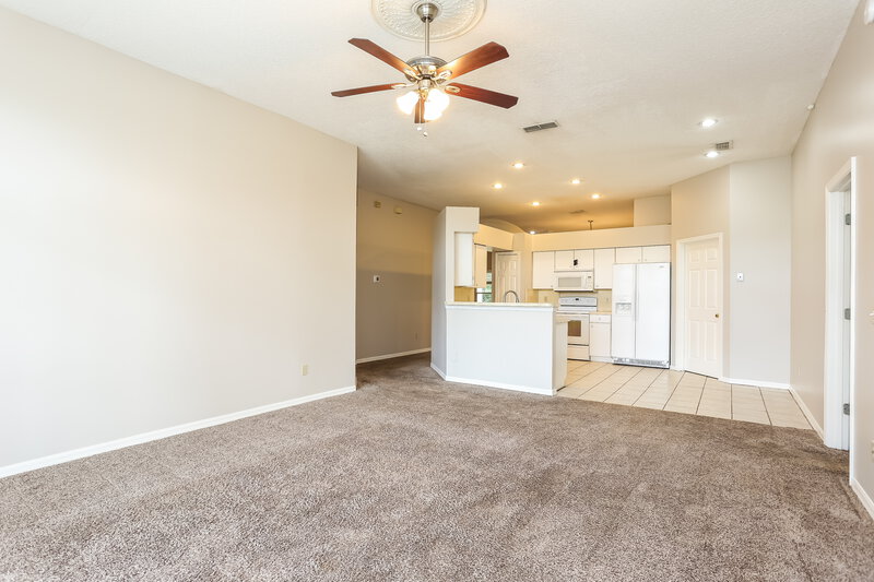 1,665/Mo, 9107 Castle Rock Dr Jacksonville, FL 32221 Living Room View