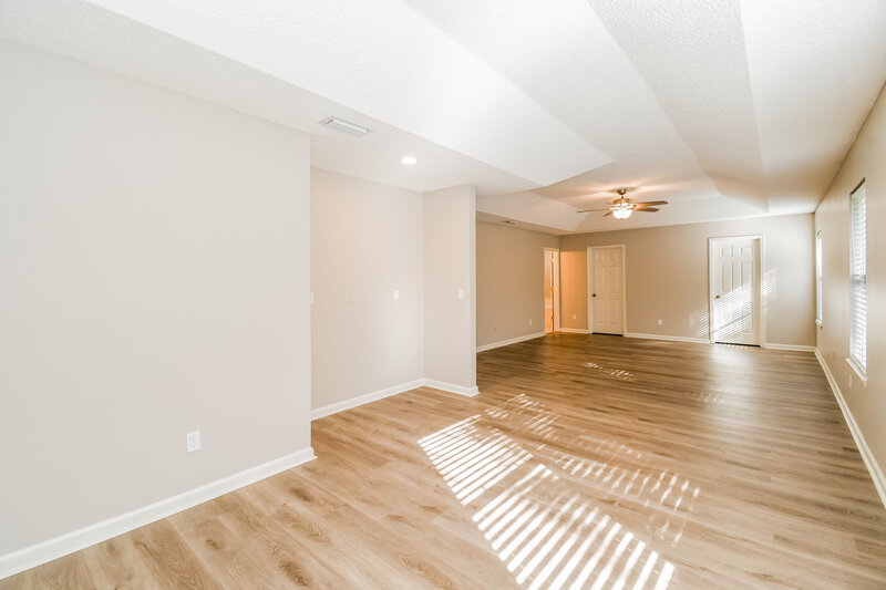 3,460/Mo, 998 Garrison Dr Saint Augustine, FL 32092 Main Bedroom View 2