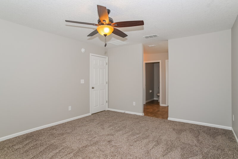 1,740/Mo, 7112 Gunston Hall Ct Jacksonville, FL 32220 Main Bedroom View 2