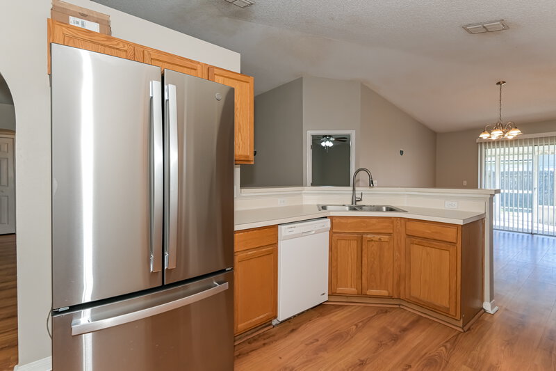 2,760/Mo, 1421 Runes Ct Middleburg, FL 32068 Kitchen View