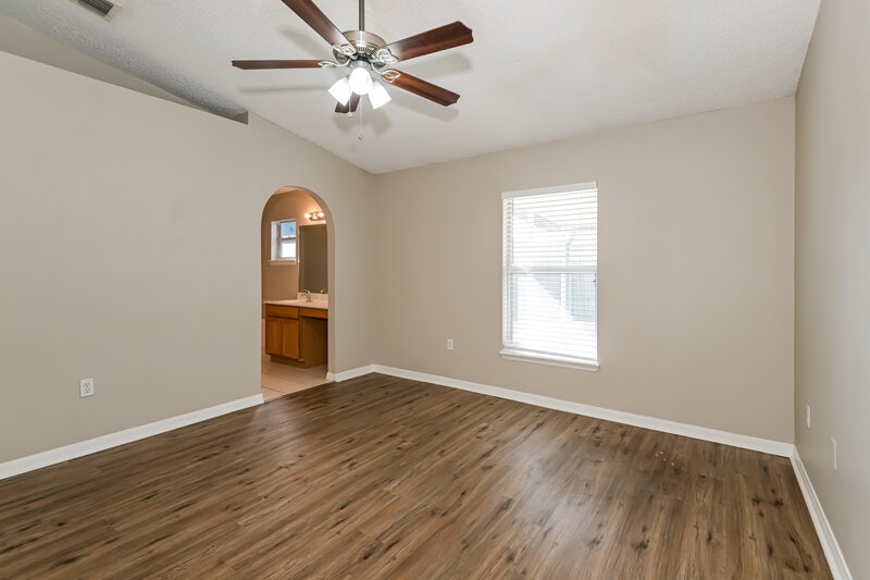 2,760/Mo, 1421 Runes Ct Middleburg, FL 32068 Main Bedroom View