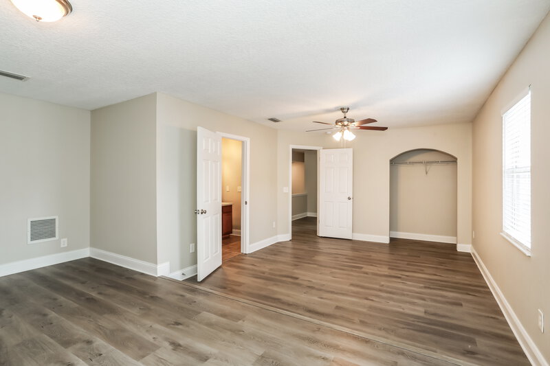 1,975/Mo, 7730 Allspice Cir W Jacksonville, FL 32244 Main Bedroom View