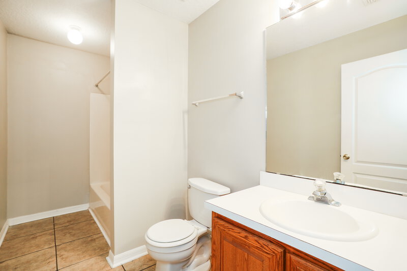2,460/Mo, 313 Johns Glen Dr Saint Johns, FL 32259 Bathroom View
