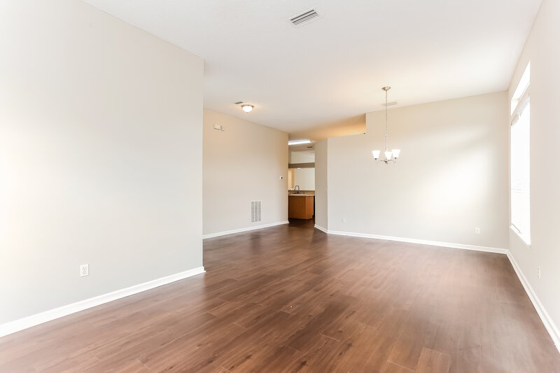 1,895/Mo, 2728 Cold Creek Blvd Jacksonville, FL 32221 Living Room View