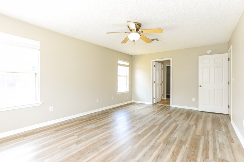 2,330/Mo, 5375 Marsala Ln Jacksonville, FL 32244 Main Bedroom View 2