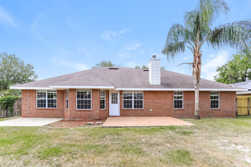 2,330/Mo, 5375 Marsala Ln Jacksonville, FL 32244 Rear View