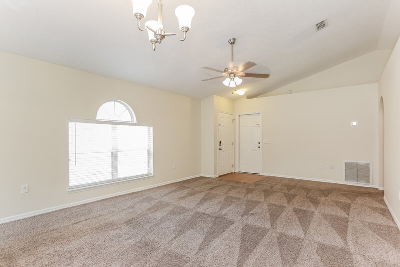 1,990/Mo, 12744 Ashbrook Cir W Jacksonville, FL 32225 Dining Room View 2