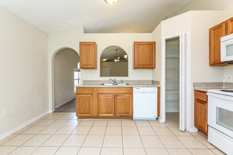 1,915/Mo, 12744 Ashbrook Cir W Jacksonville, FL 32225 Misc View 6
