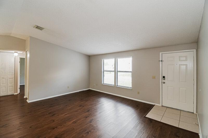 2,480/Mo, 2921 Andy Ct Orange Park, FL 32065 Living Room View 2