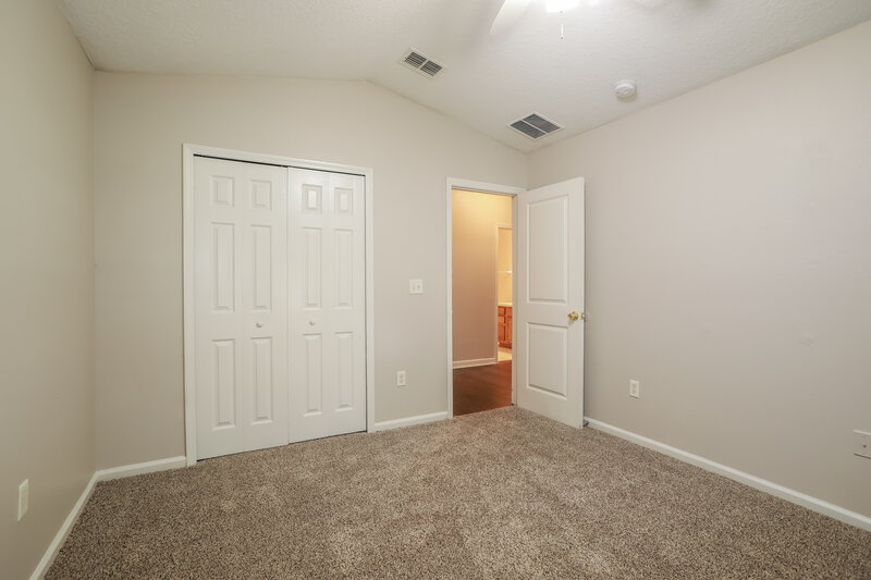 2,115/Mo, 1814 Hollow Glen Dr Middleburg, FL 32068 Bedroom View 3