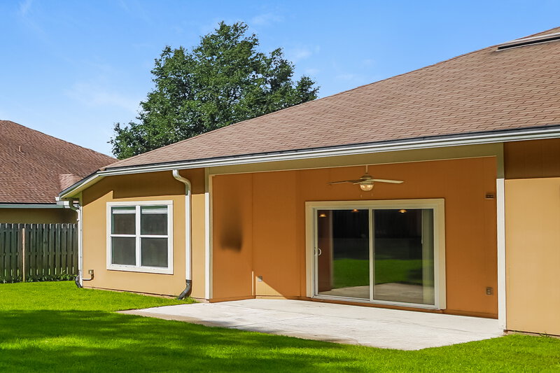 2,115/Mo, 1814 Hollow Glen Dr Middleburg, FL 32068 Rear View 2