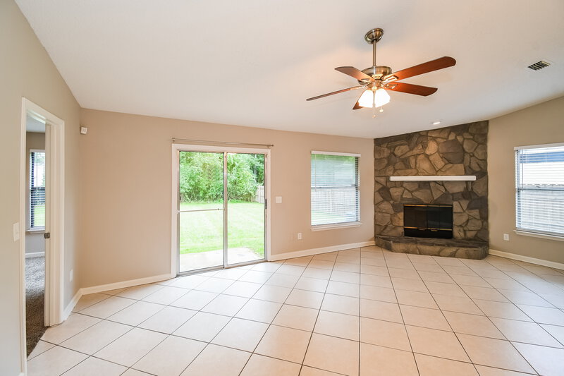 1,925/Mo, 1552 Shearwater Dr Jacksonville, FL 32218 Misc View 3