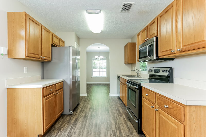 1,730/Mo, 2743 Cold Creek Blvd Jacksonville, FL 32221 Kitchen View