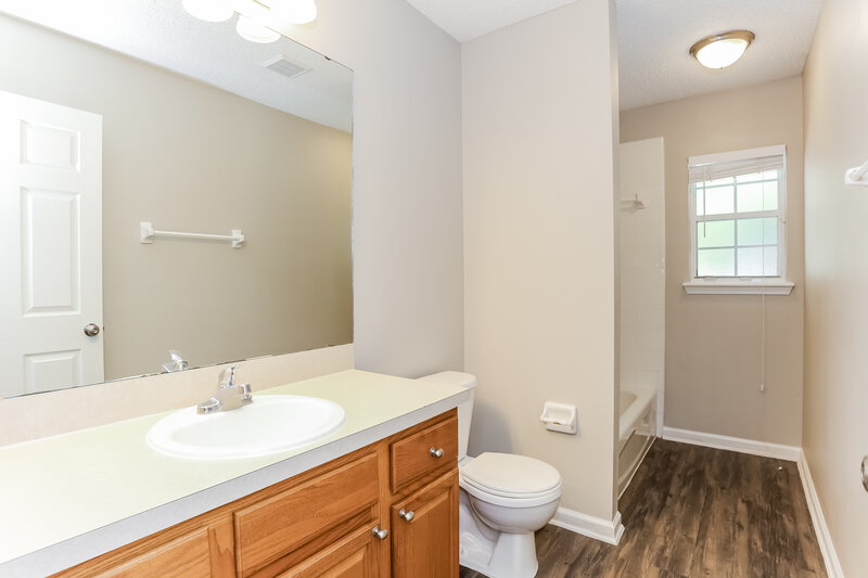 1,730/Mo, 2743 Cold Creek Blvd Jacksonville, FL 32221 Bathroom View