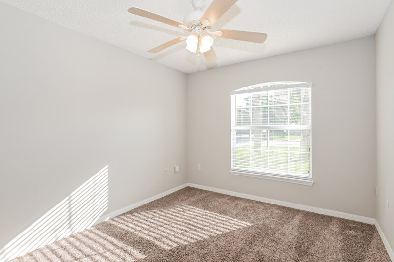 2,280/Mo, 8448 Oak Crossing Dr W Jacksonville, FL 32244 Bedroom View