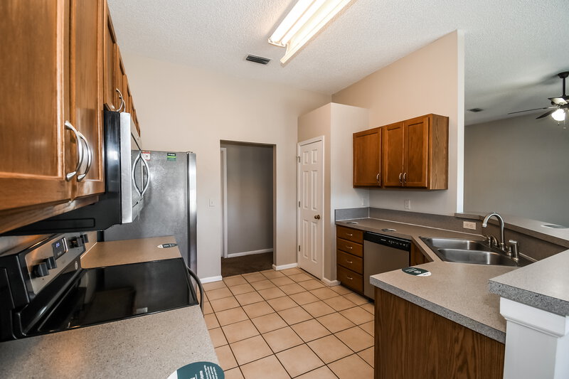 2,225/Mo, 413 Cottage Cove Ct Orange Park, FL 32073 Misc View 5