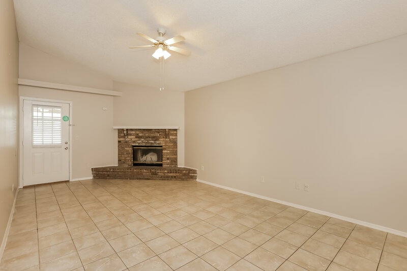 2,480/Mo, 8327 Argyle Corners Ct Jacksonville, FL 32244 Living Room View