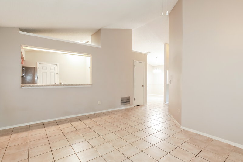 1,805/Mo, 8327 Argyle Corners Ct Jacksonville, FL 32244 Living Room View