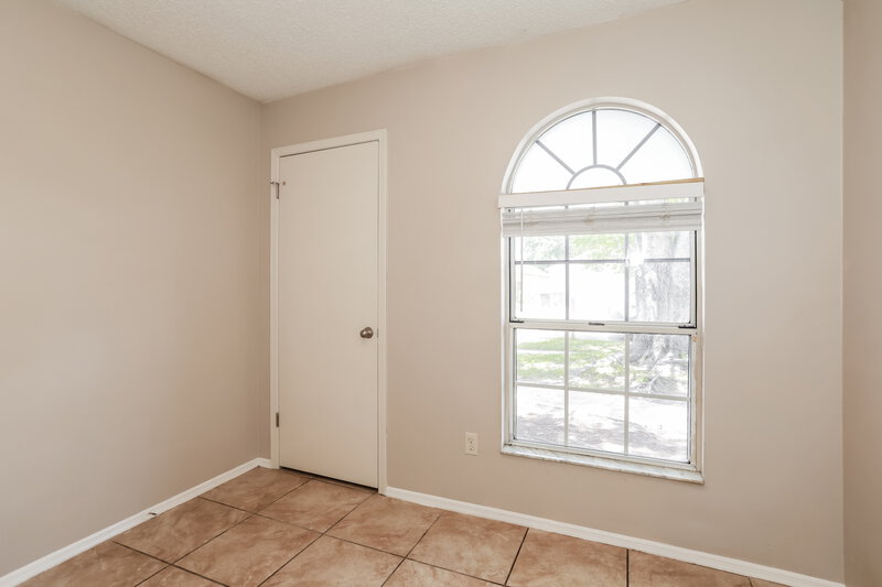 1,805/Mo, 8327 Argyle Corners Ct Jacksonville, FL 32244 Living Room View 2