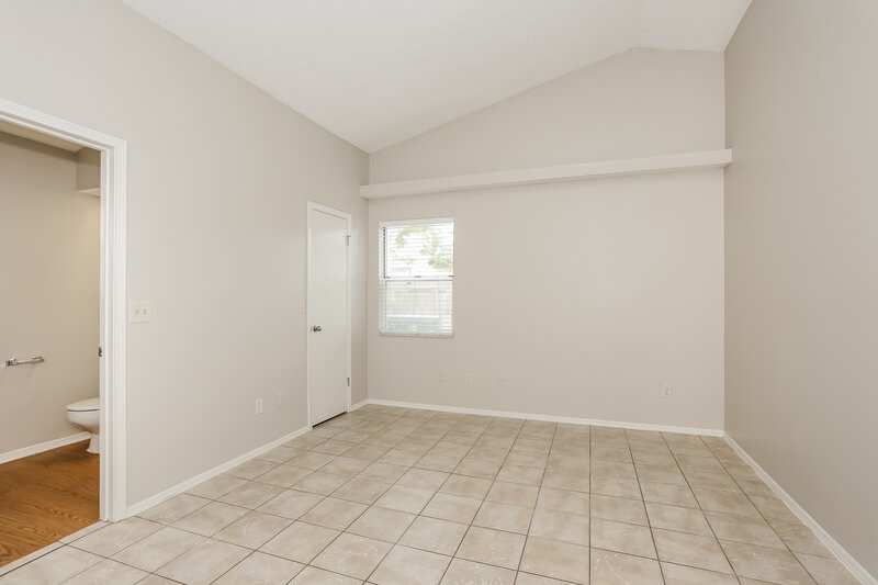 2,480/Mo, 8327 Argyle Corners Ct Jacksonville, FL 32244 Main Bedroom View 2