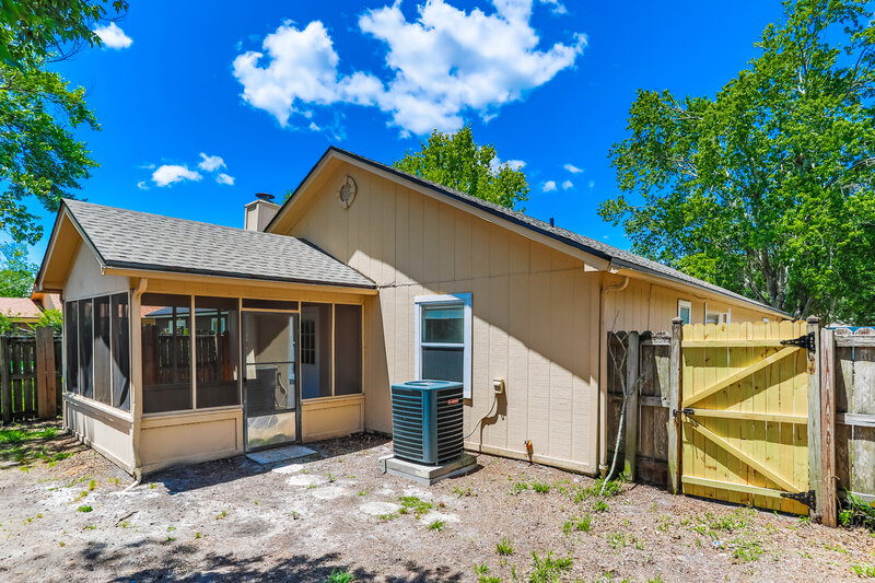 1,805/Mo, 8327 Argyle Corners Ct Jacksonville, FL 32244 Rear View